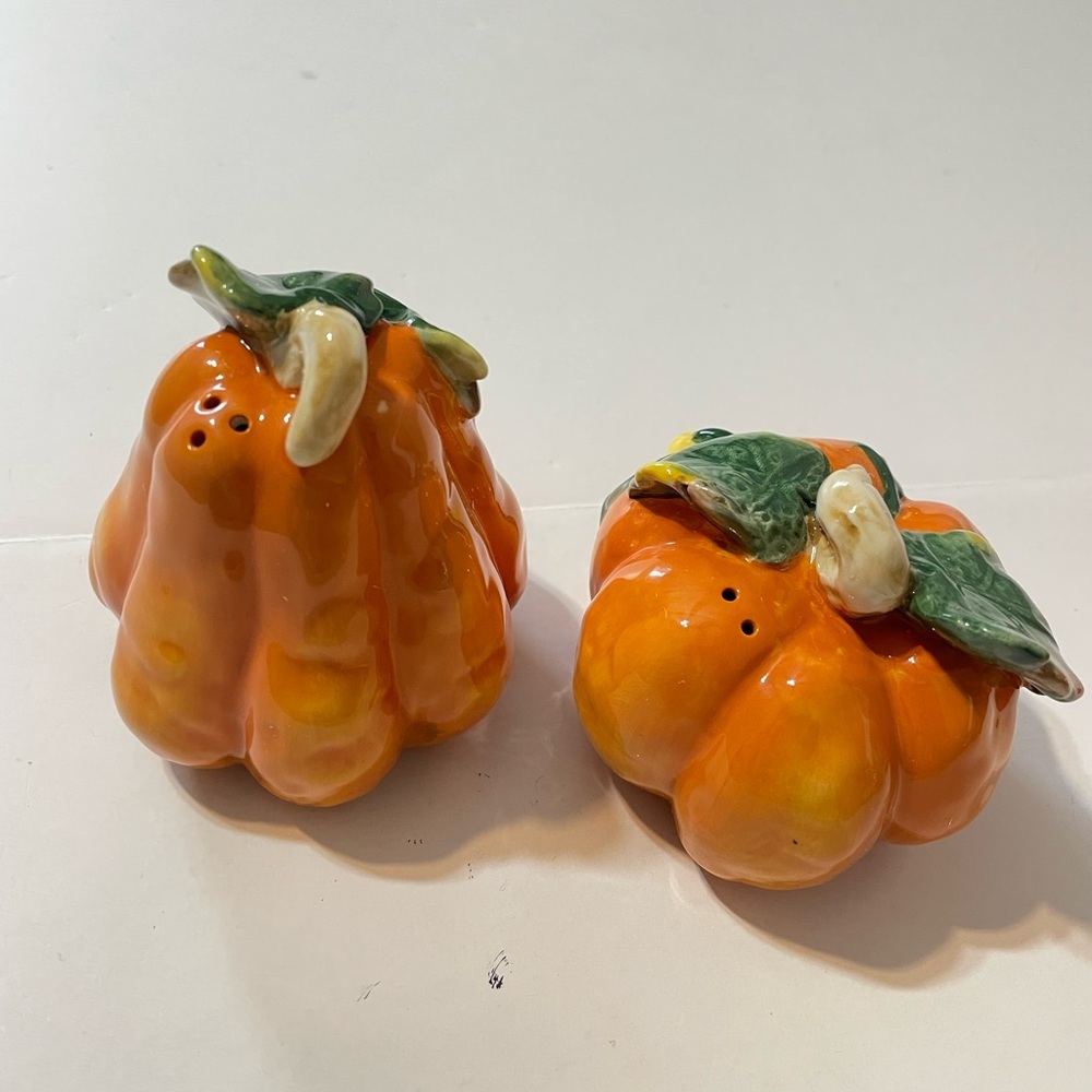 Vintage Autumn Accents Ceramic Pumpkin Salt and Pepper Shaker, Set Of 2